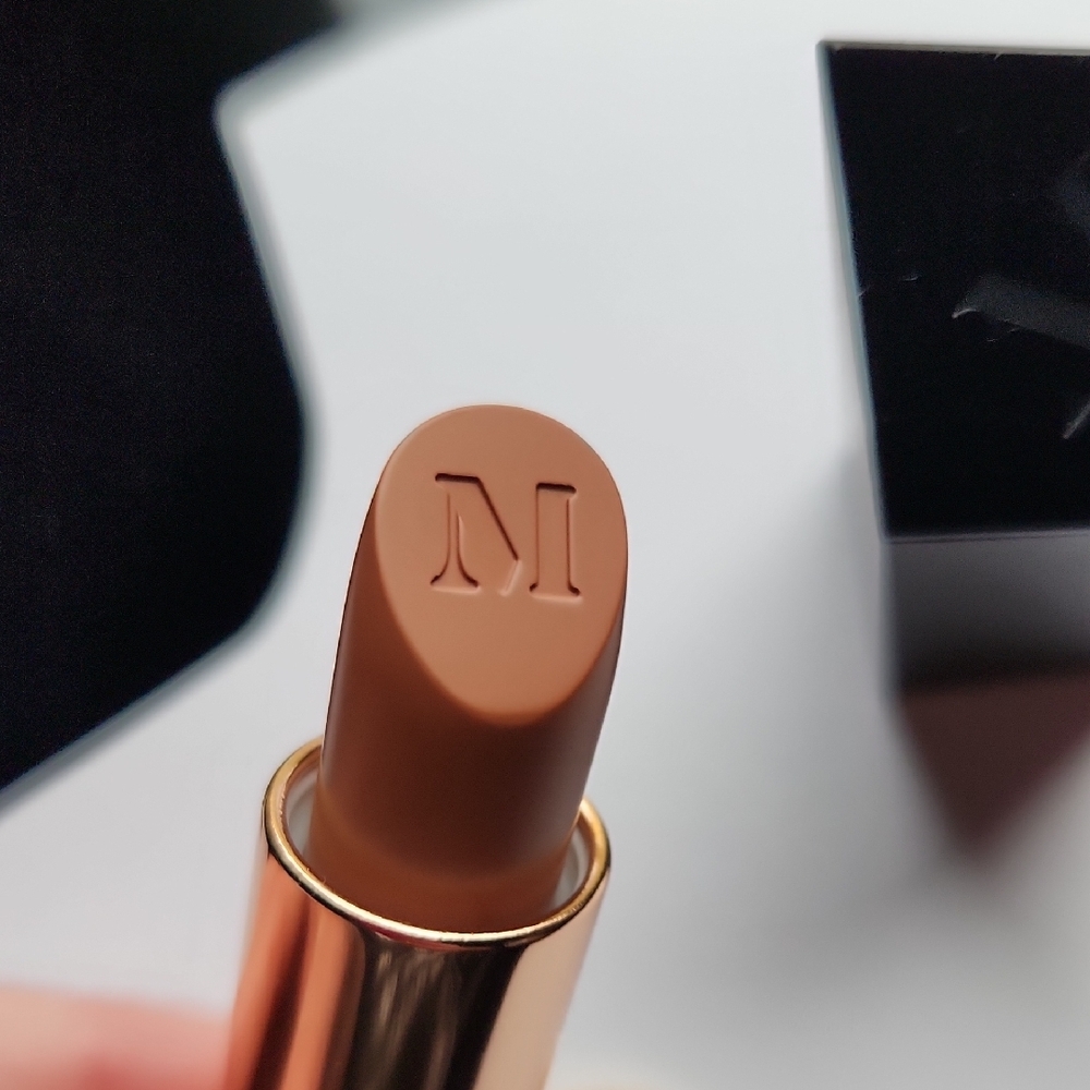 Morphe Mega Matte Commit (NWOB)